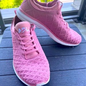 APL TECHLOOM PHANTOM SIZE 11 woman